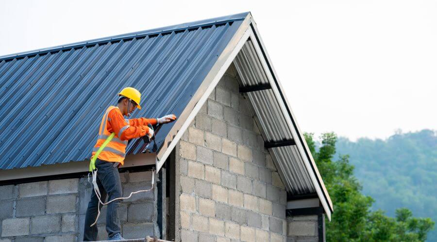 Professional Flat Roofing Installation in Gramercy, LA